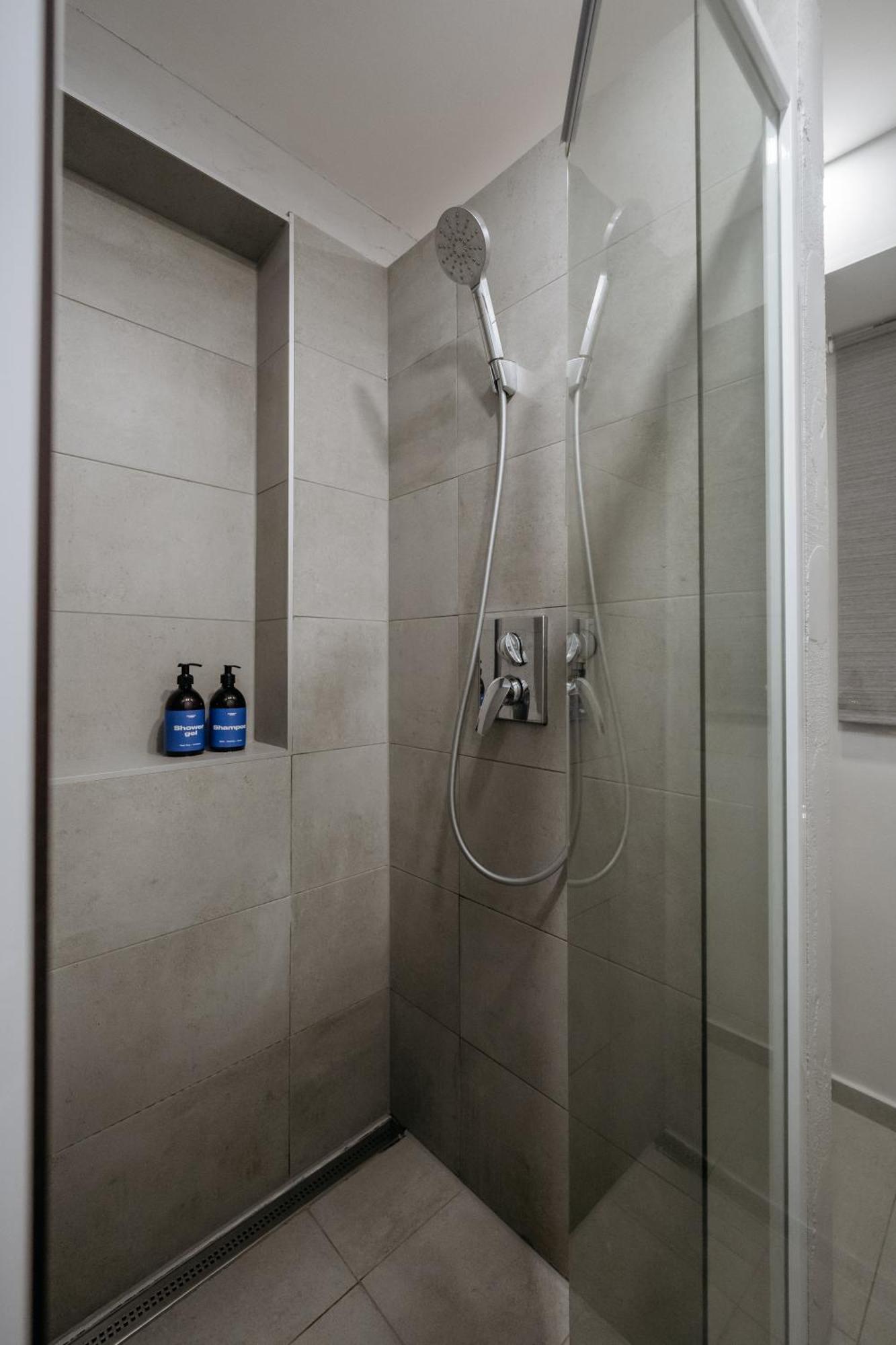 Apartment Days - 2bdr - Quiet Area - Workspace Prague